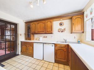 Photo 11- click for photo gallery